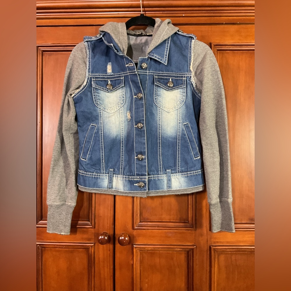 Miss Me Girls Jean Jacket Cotton Hoodie And Sleeves Back Embellished Design SzXL